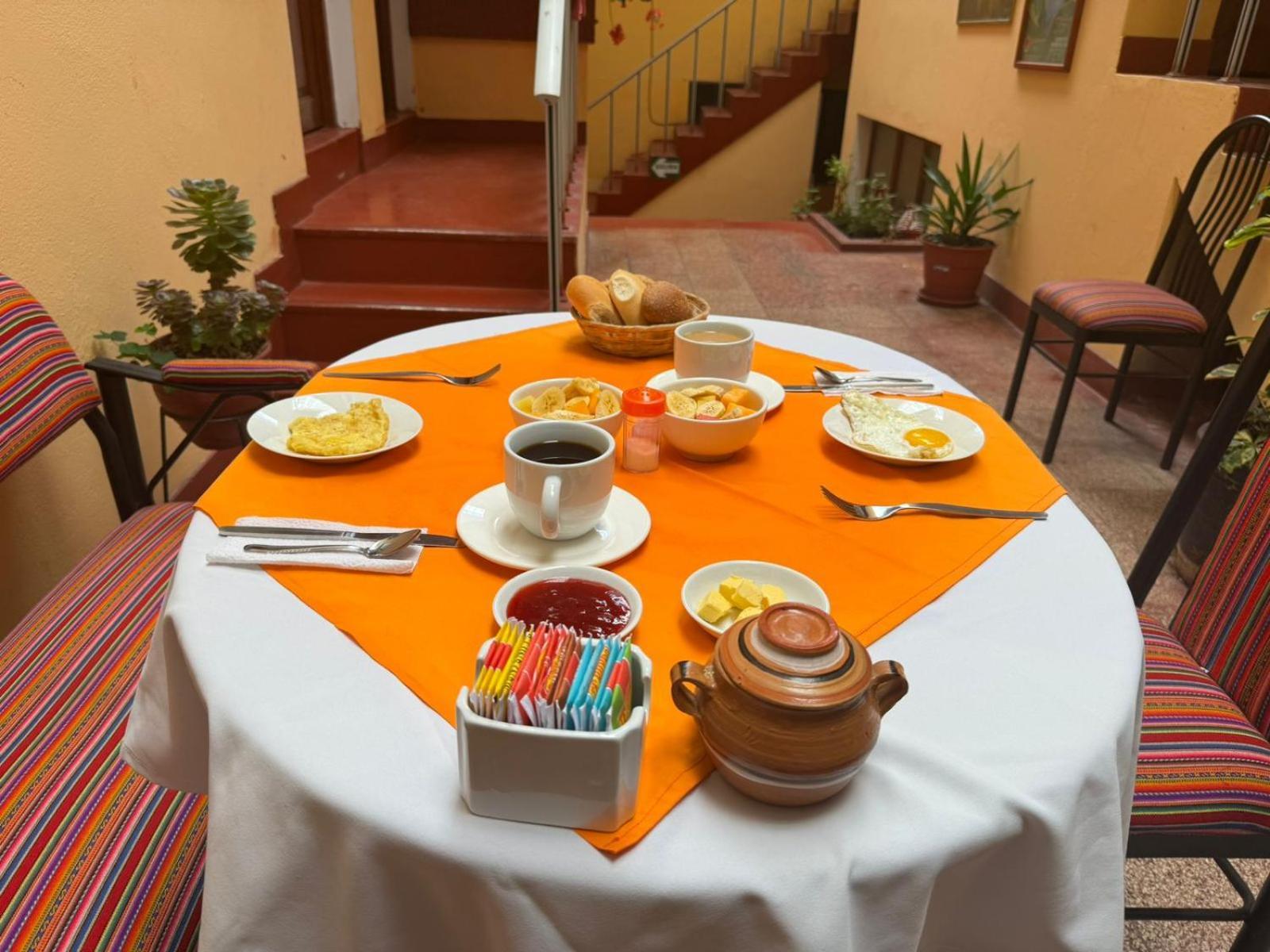 Hostal Huayna House Go Cusco Exterior photo